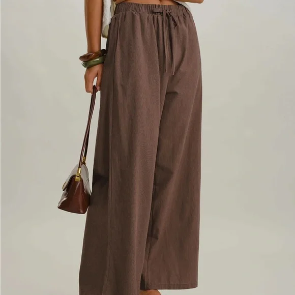 Coffee Elastic Waist Wide Leg Pants - Picture 3 of 5